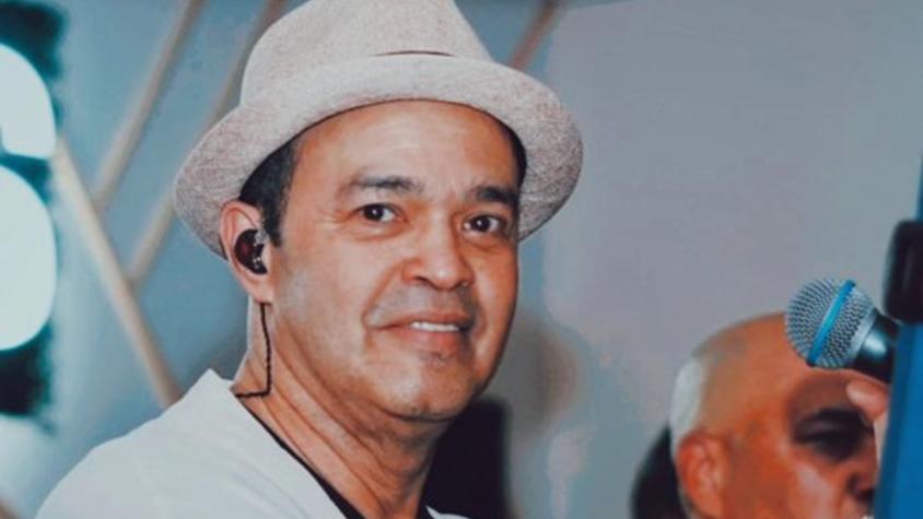 Muere a los 62 años el cantante Alex Bueno, pionero de la bachata y la voz del hit "Que vuelva"
