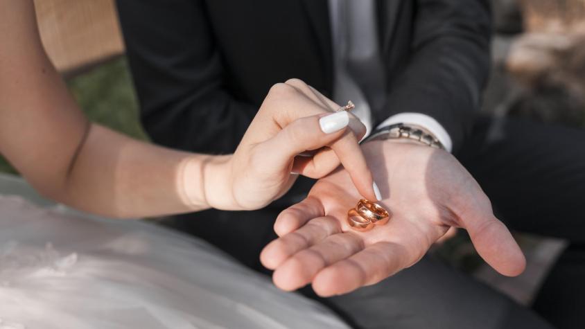 Banquetera que dejó sin servicio matrimonios en Viña zafó de la cárcel: tuvo que pagar fianza de $5 millones