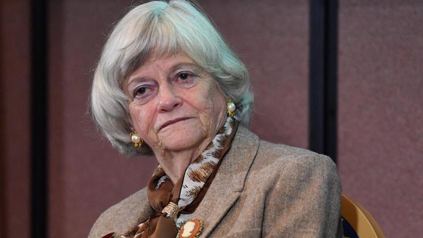 Impacto en el Reino Unido: asesinan en su casa a la exministra y diputada Ann Widdecombe Impacto en el Reino Unido: asesinan en su casa a la exministra y diputada Ann Widdecombe