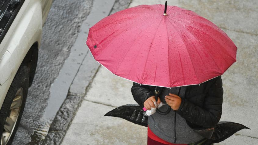 Confirman lluvia en Santiago y la zona central este fin de semana: dónde y cuándo caerán las precipitaciones
