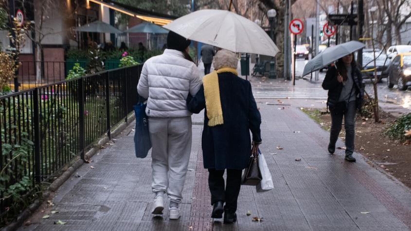 Sistema frontal en zona centro-sur: Meteorología emite alertas en 10 regiones por lluvia Sistema frontal en zona centro-sur: Meteorología emite alertas en 10 regiones por lluvia