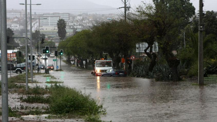 "Va a recibir mucha, mucha agua": La cantidad de lluvia que se espera para esta semana, región por región, y las zonas más afectadas "Va a recibir mucha, mucha agua": La cantidad de lluvia que se espera para esta semana, región por región, y las zonas más afectadas