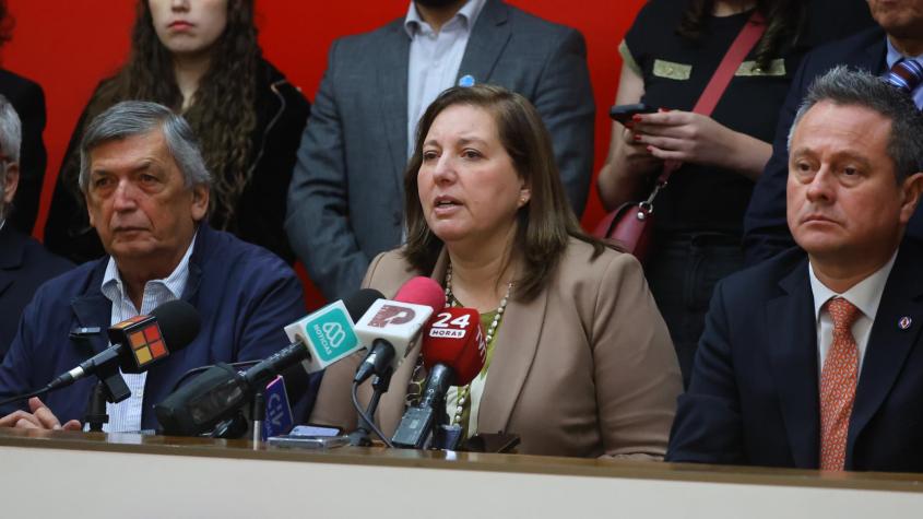 PS cancela reunión con presidenta del Senado por megarreforma y confirma junto a la oposición que van a ir al TC PS cancela reunión con presidenta del Senado por megarreforma y confirma junto a la oposición que van a ir al TC