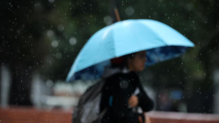 Se acerca tren de sistemas frontales: ¿A qué hora comienza a llover en Santiago? Se acerca tren de sistemas frontales: ¿A qué hora comienza a llover en Santiago?