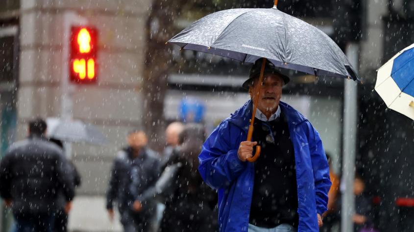 Lluvia en Santiago: ¿A qué hora comienzan las precipitaciones HOY sábado? Lluvia en Santiago: ¿A qué hora comienzan las precipitaciones HOY sábado?