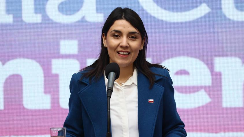 Ministra Marín ante polémica por proyecto Escucha su corazón: "Los parlamentarios serán quienes deban pronunciarse"