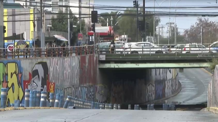 Meses de tacos y espera en San Miguel: conductores reclaman por paso bajo nivel que sigue sin funcionar Meses de tacos y espera en San Miguel: conductores reclaman por paso bajo nivel que sigue sin funcionar