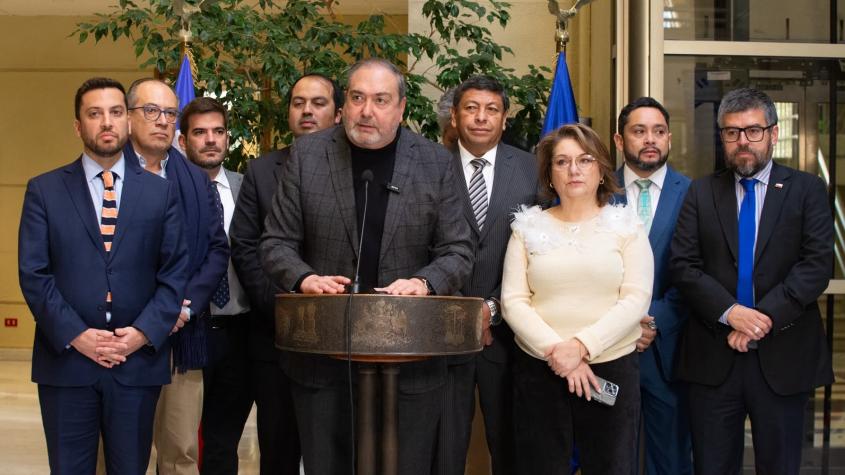 Bancada PPD anuncia reforma de "invariabilidad normativa" para defender derechos sociales y laborales por 10 años