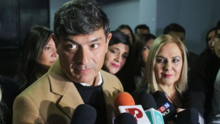 El círculo de hierro de Parisi: Cómo concentran el poder Zandra Parisi, Pamela Jiles y Juan M. Valenzuela