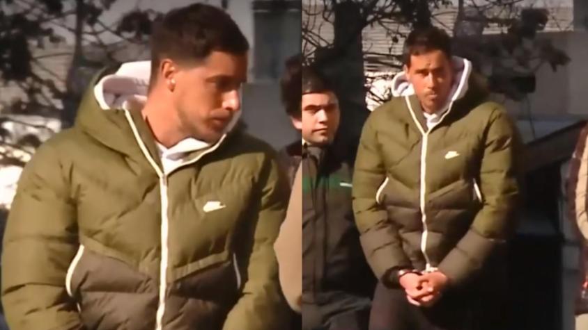 VIDEO | Serio y esposado: Así llegó Camilo Huerta al Centro de Justicia para ser formalizado por presunto tráfico de drogas