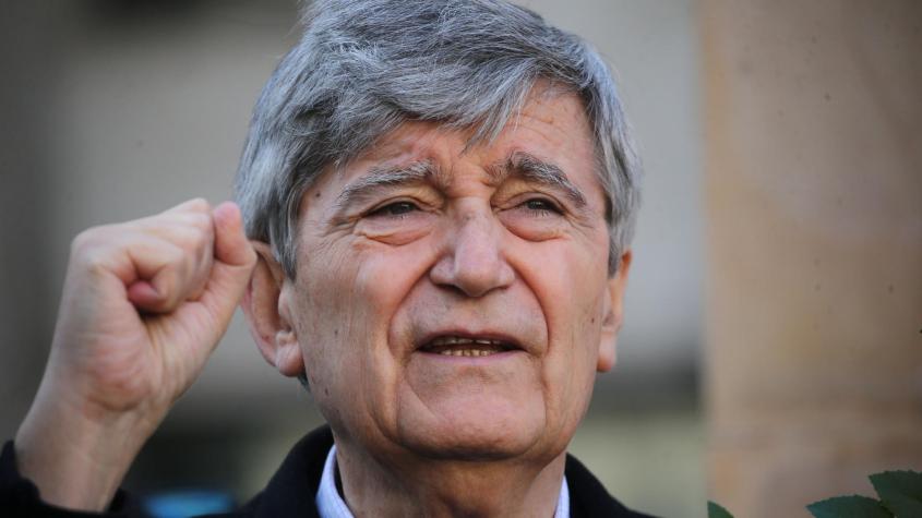 La trayectoria política de Camilo Escalona, exdirigente socialista y expresidente del Senado