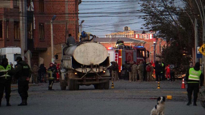 Dos muertos y 81 heridos tras explosiones en recinto militar en Bolivia
