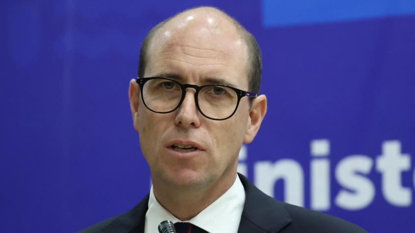 Arrau por funcionario del Ministerio de Seguridad formalizado por femicidio frustrado: "No fue contratado por esta administración"