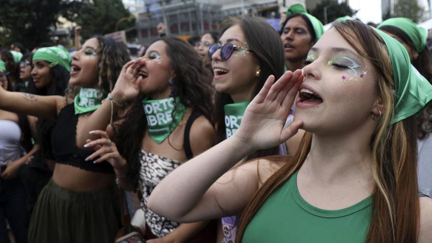 Colombia: Mujeres se manifiestan en defensa del derecho al aborto