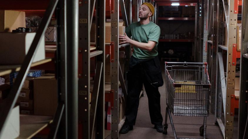 Se acaba plazo para postular a ofertas de trabajo para el Cyber Monday: estos son los cargos y sueldos que se ofrecen