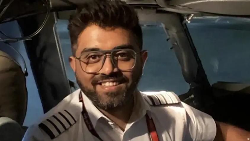 Quién es el piloto indio, "héroe" mundial tras salvar vuelo de Flydubai