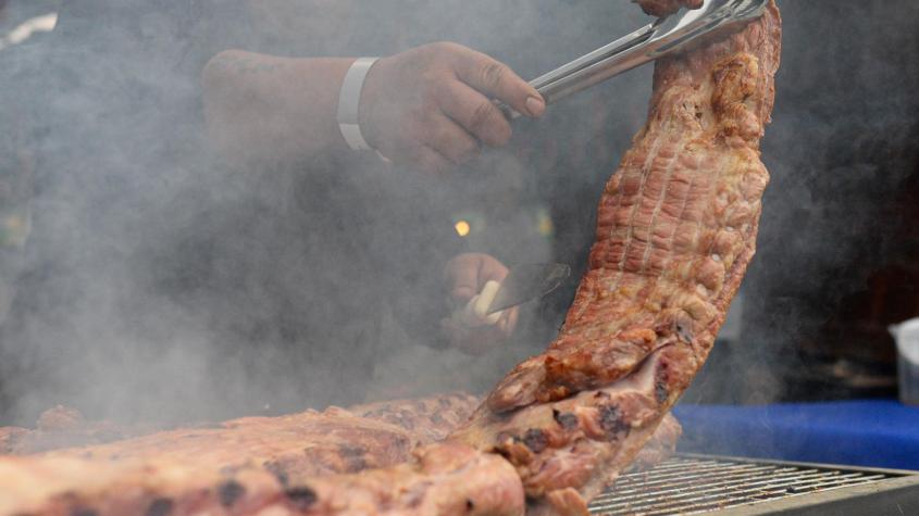 ¿Es el olor a asado el favorito de los chilenos? Encuesta de Cadem reveló cuáles son los aromas preferidos en nuestro país