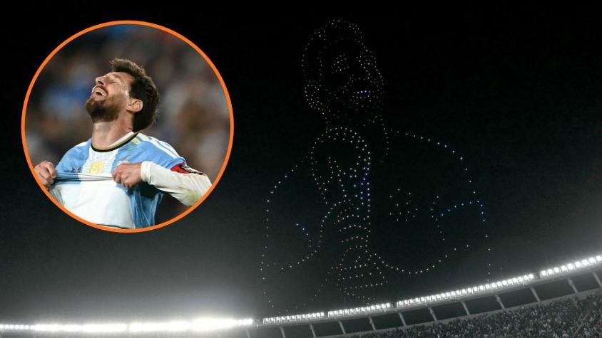 La Copa del Mundo, el Obelisco y hasta una publicidad: el impresionante show de drones que despidió a Messi de la Selección Argentina