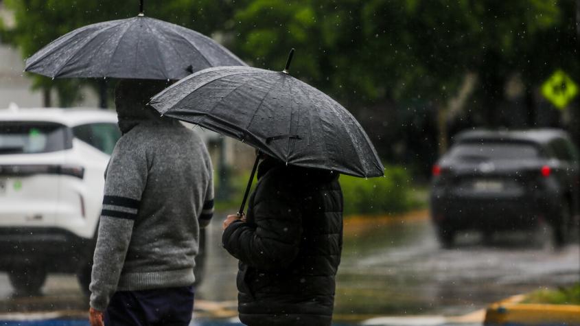Tras fuertes lluvias en la región Metropolitana: ¿Hasta cuándo seguirán las precipitaciones?