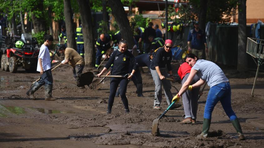 Las Condes se prepara ante nuevo sistema frontal: alcaldesa suspende voluntariado municipal