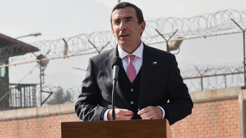 Rabat explica postergación de ampliación de Santiago 1 y descarta "desistimiento" del proyecto
