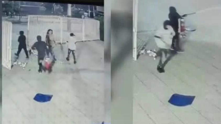 Turba destruye interior de Cesfam en Puente Alto tras anuncio de desalojo de toma: trabajadores fueron rociados con extintores