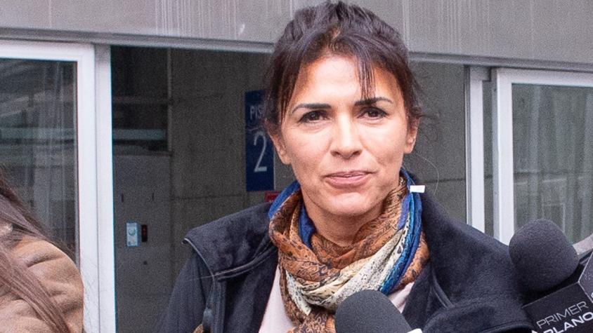 Quitan licencia de conducir a Ivette Vergara por 6 meses tras audiencia de suspensión condicional