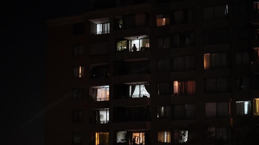Niño de 3 años muere tras caer desde un departamento en Santiago: PDI investiga las circunstancias